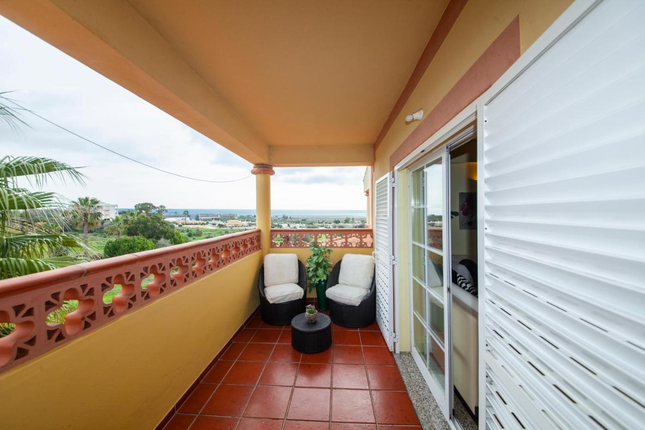B47 - Walkway Beachview Place Lagos Exterior photo